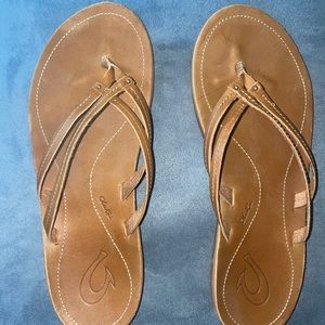 OluKai U’i sandals women’s 8